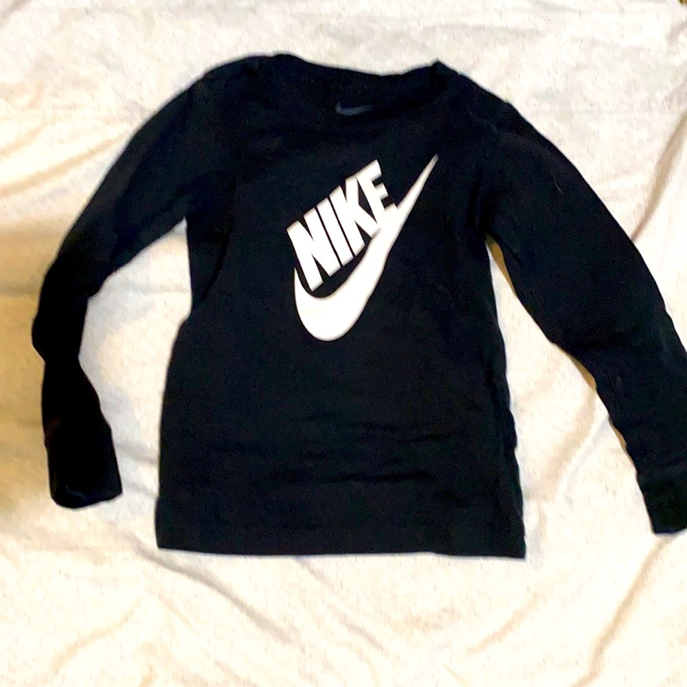 Nike youth long sleeve